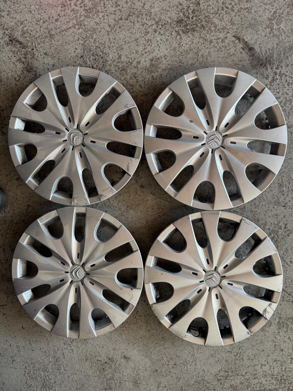 Citroen C1 wieldoppen 14 inch, Ophalen of Verzenden, Zo goed als nieuw