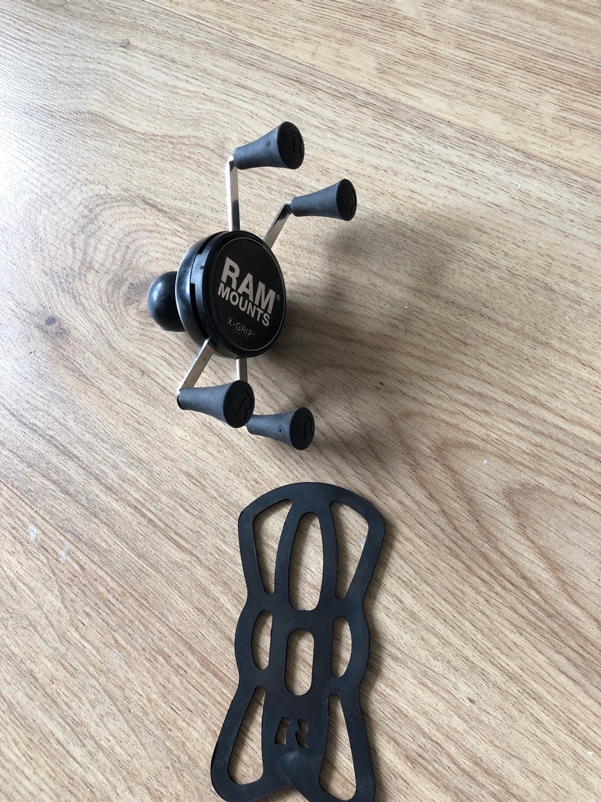 RAM Mounts X-Grip Telefoonhouder met Rubberen Bevestiging, Ophalen of Verzenden, Zo goed als nieuw, Telefoonhanger of Accessoire