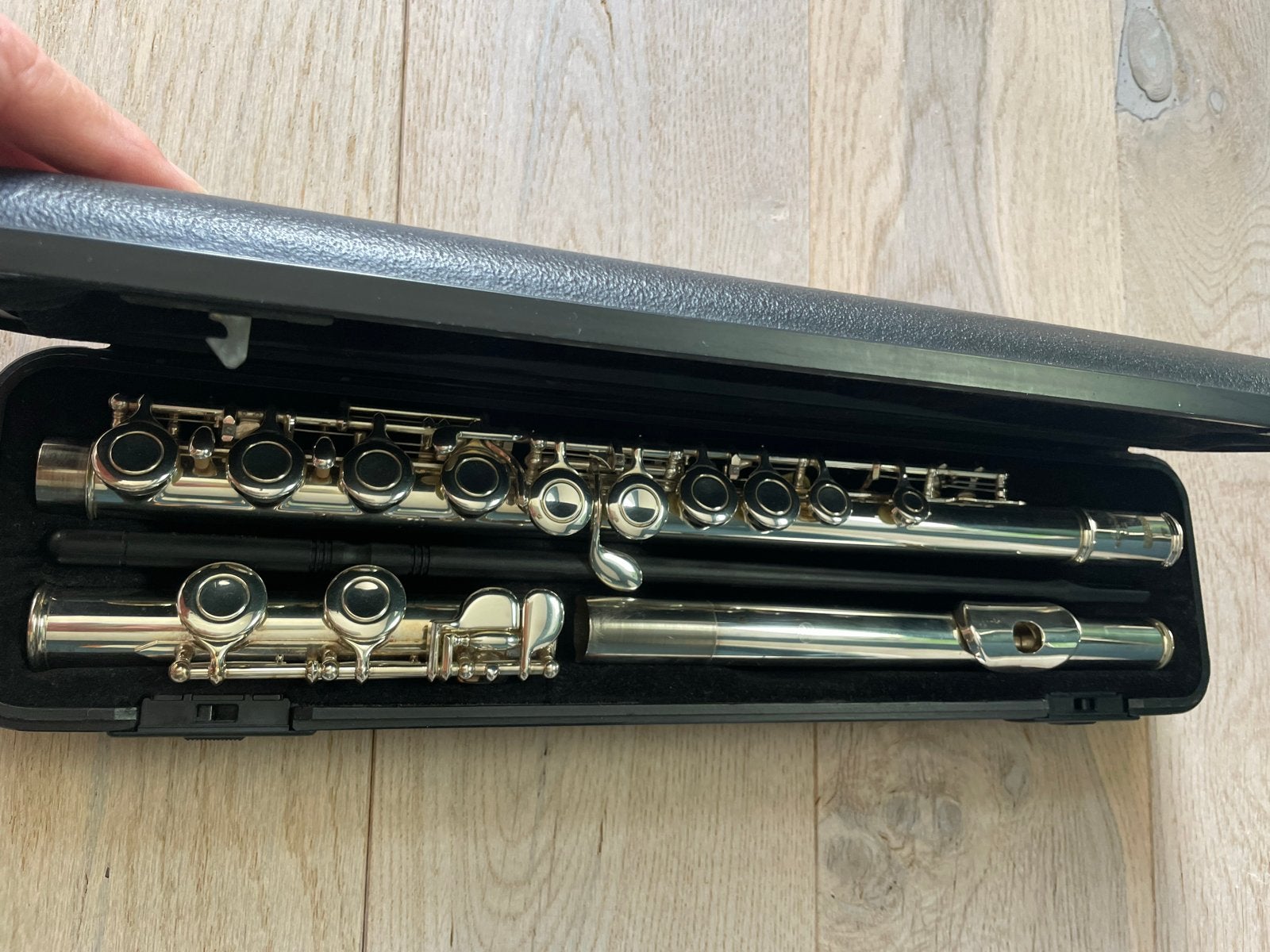 Yamaha Dwarsfluit 211 met hardcase koffer en draagtas, Muziek en Instrumenten, Blaasinstrumenten | Dwarsfluiten en Piccolo's, Ophalen of Verzenden
