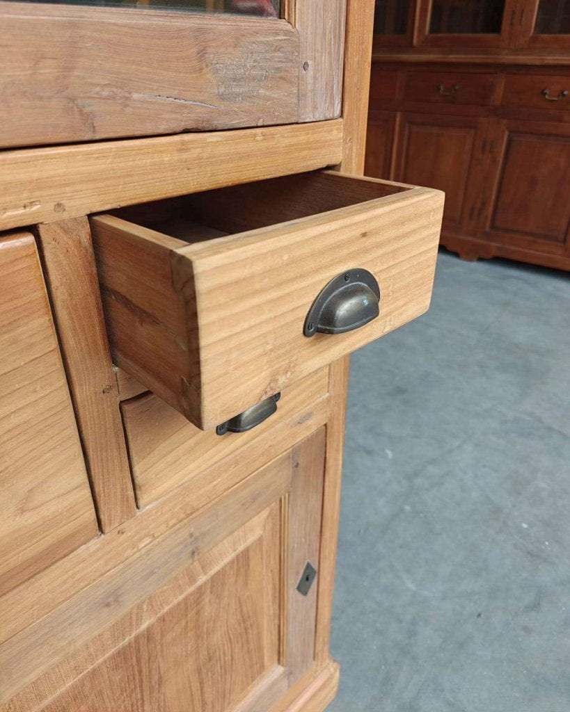 Mooie smalle vitrinekasten | Souvenirskasten teakhout  #6054, Niet ingevuld, Gebruikt, Met deur(en), 200 cm of meer