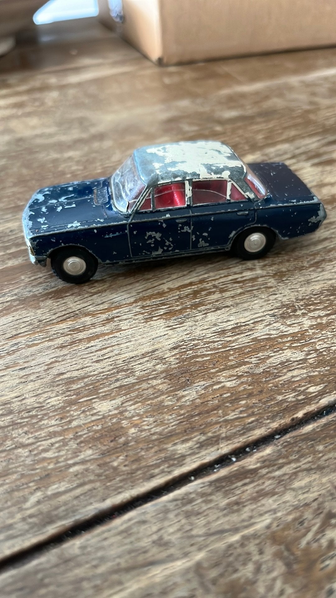 Spot-on models by tri-ang 1/43 Vauxhall cresta bespeeld, Ophalen of Verzenden, Gebruikt, Auto, Overige merken