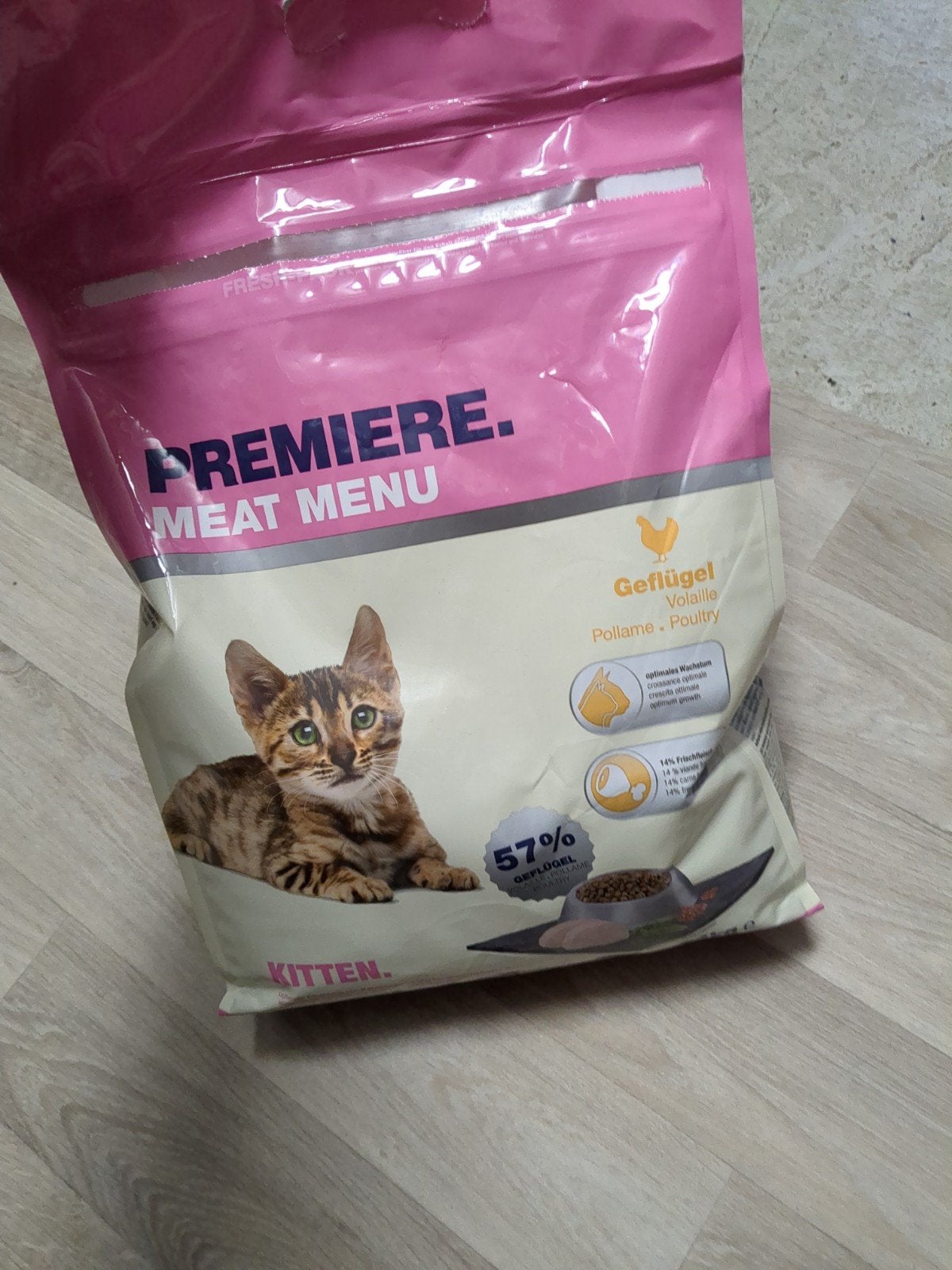 première kitten brokken, Ophalen of Verzenden