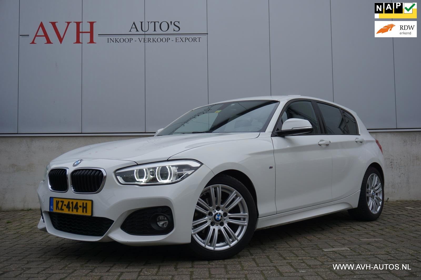 BMW 1-serie 118i Centennial High Executive, 1-Serie, Wit, Bedrijf, 19 km/l
