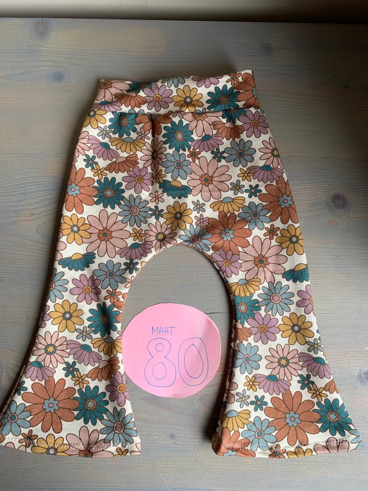 Flare broek retro bloemen maat 80, Olliekids, Broekje, Meisje, Dordrecht
