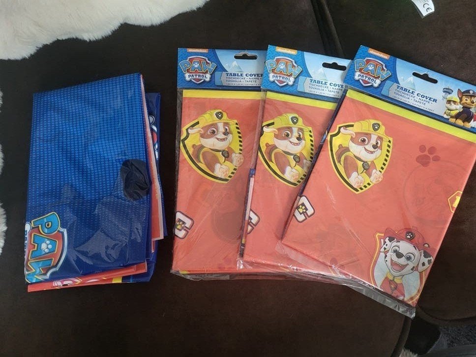 Paw Patrol Tafelkleden - 3 Nieuw 1 geopend, Ophalen of Verzenden, Nieuw, Rechthoek