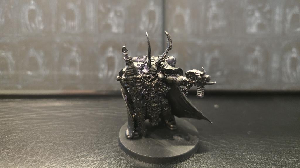 Chaos Space Marine: Chaos Lord uit Dark Vengeance set!, Hobby en Vrije tijd, Wargaming, Met verf, Figuurtje(s), Ophalen of Verzenden