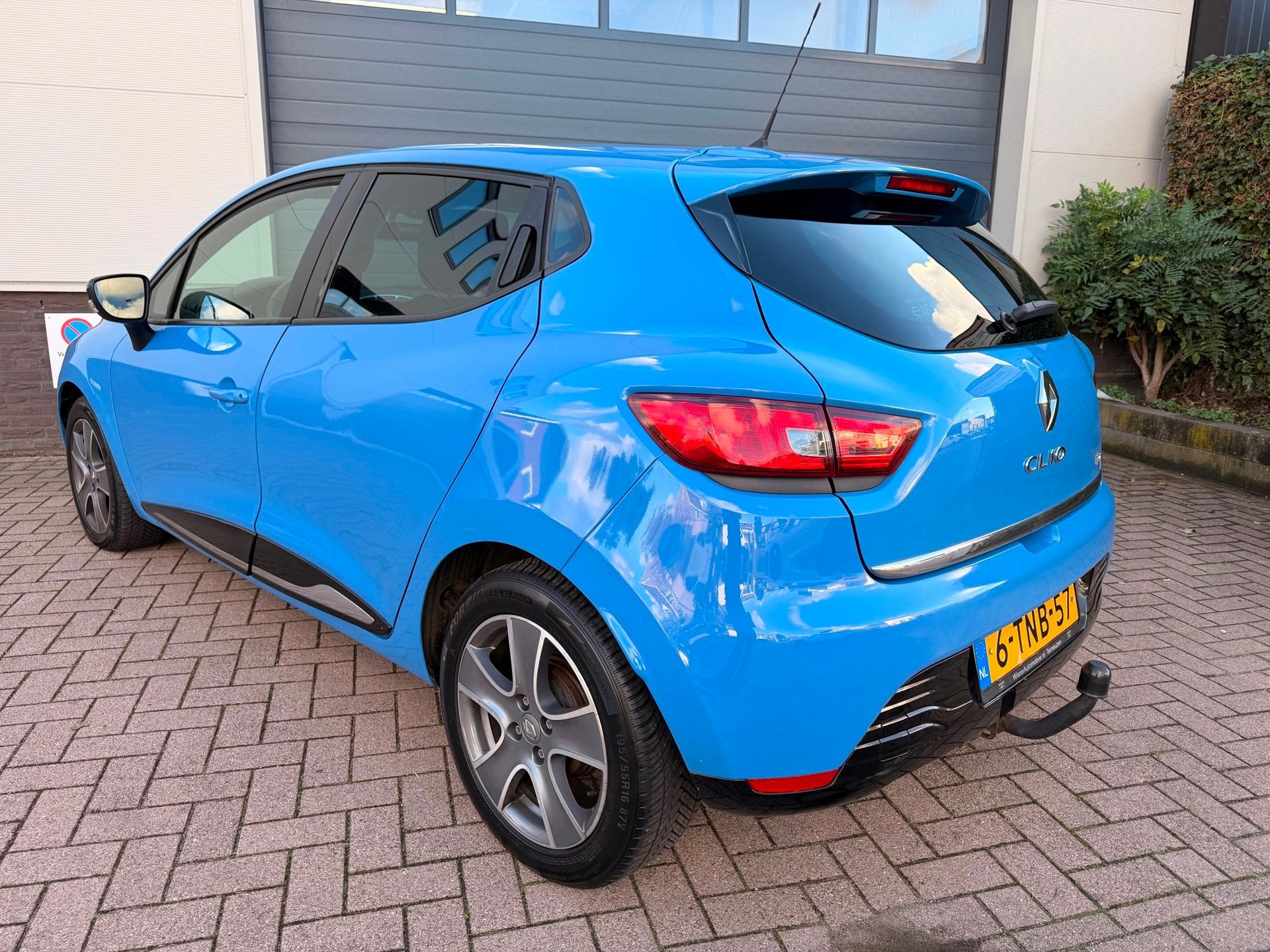 Renault Clio 0.9 TCe /Navi/Cruise-c/Airco/Aux/Mooie auto/Led, Voorwielaandrijving, 540 kg, Origineel Nederlands, Handgeschakeld