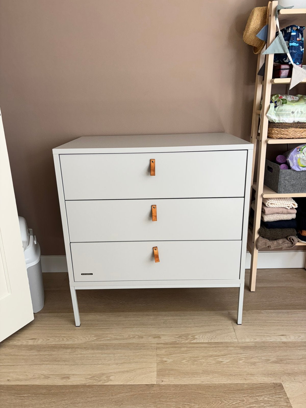 Mooie commode Kidsmill Amy, Ophalen, 50 tot 70 cm, 90 tot 105 cm, 100 cm of meer