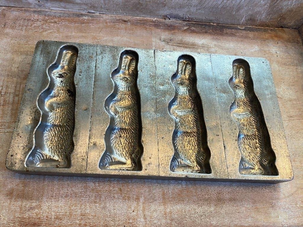 Brocante, antieke chocolademal voor 4 hazen, Ophalen of Verzenden
