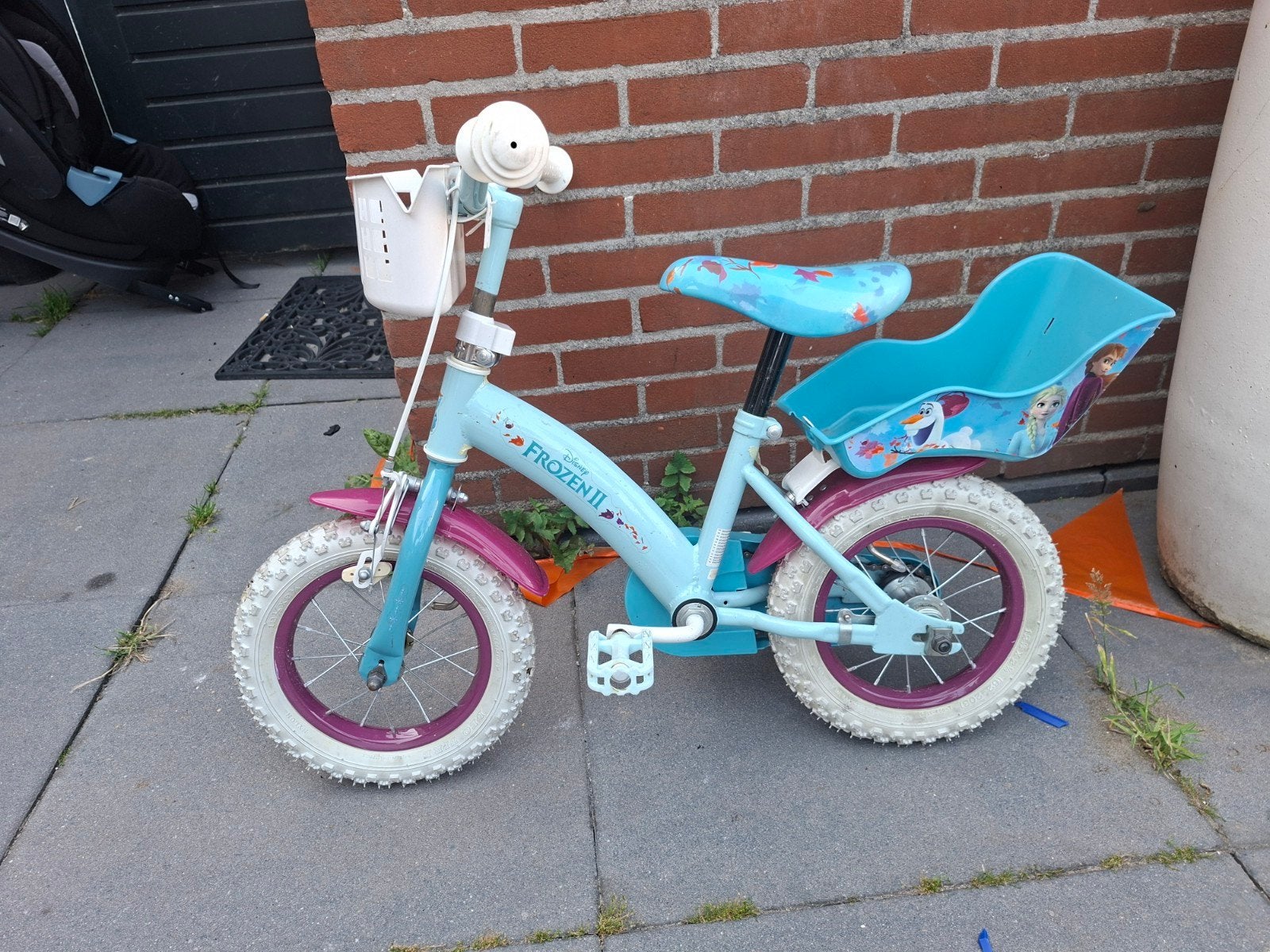 Frozen kinderfiets meisjesfiets, Fietsen en Brommers, Ophalen of Verzenden, Zo goed als nieuw, Velgrem, Minder dan 16 inch