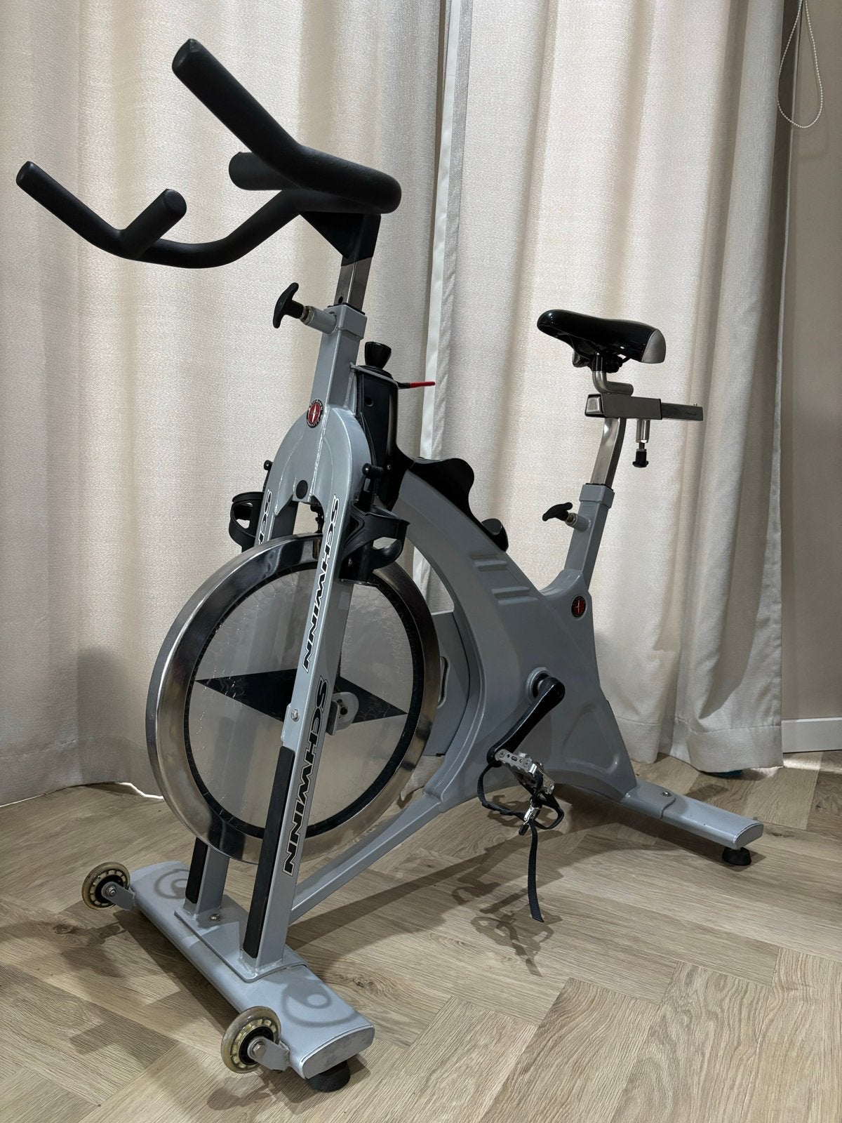 Schwinn Evolution Spinningfiets - Zo goed als nieuw, Sport en Fitness, Ophalen, Benen, Spinningfiets, Zo goed als nieuw