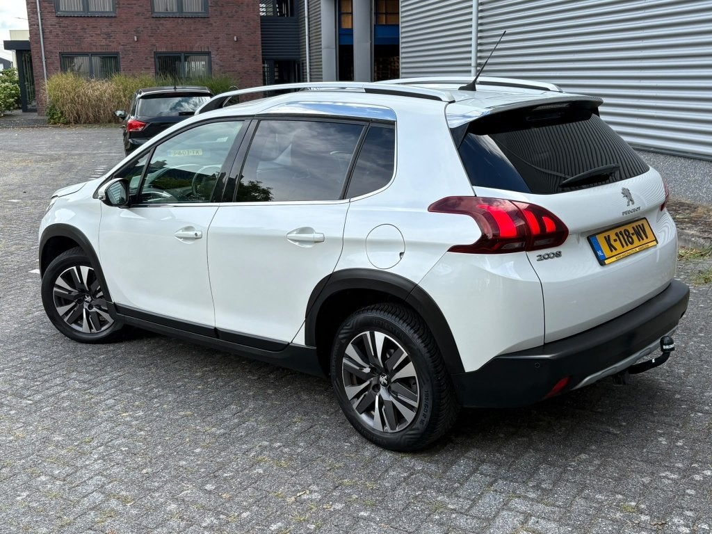 Foto 9 van Peugeot 2008 1.2 PureTech Allure Distributie V.V AUTOMAAT Xe