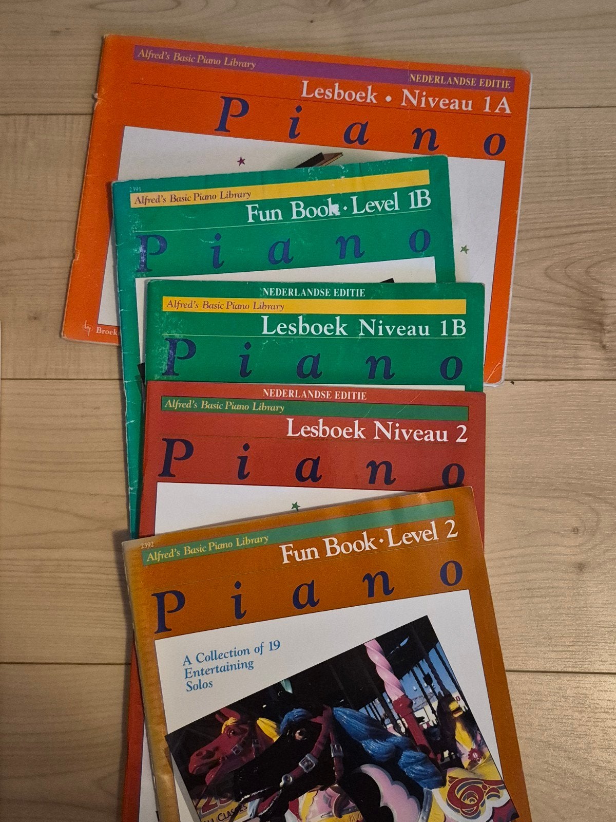 Alfred's Basic Piano Library - Lesboeken en Fun Books (5), Gebruikt, Overige genres, Les of Cursus, Ophalen of Verzenden