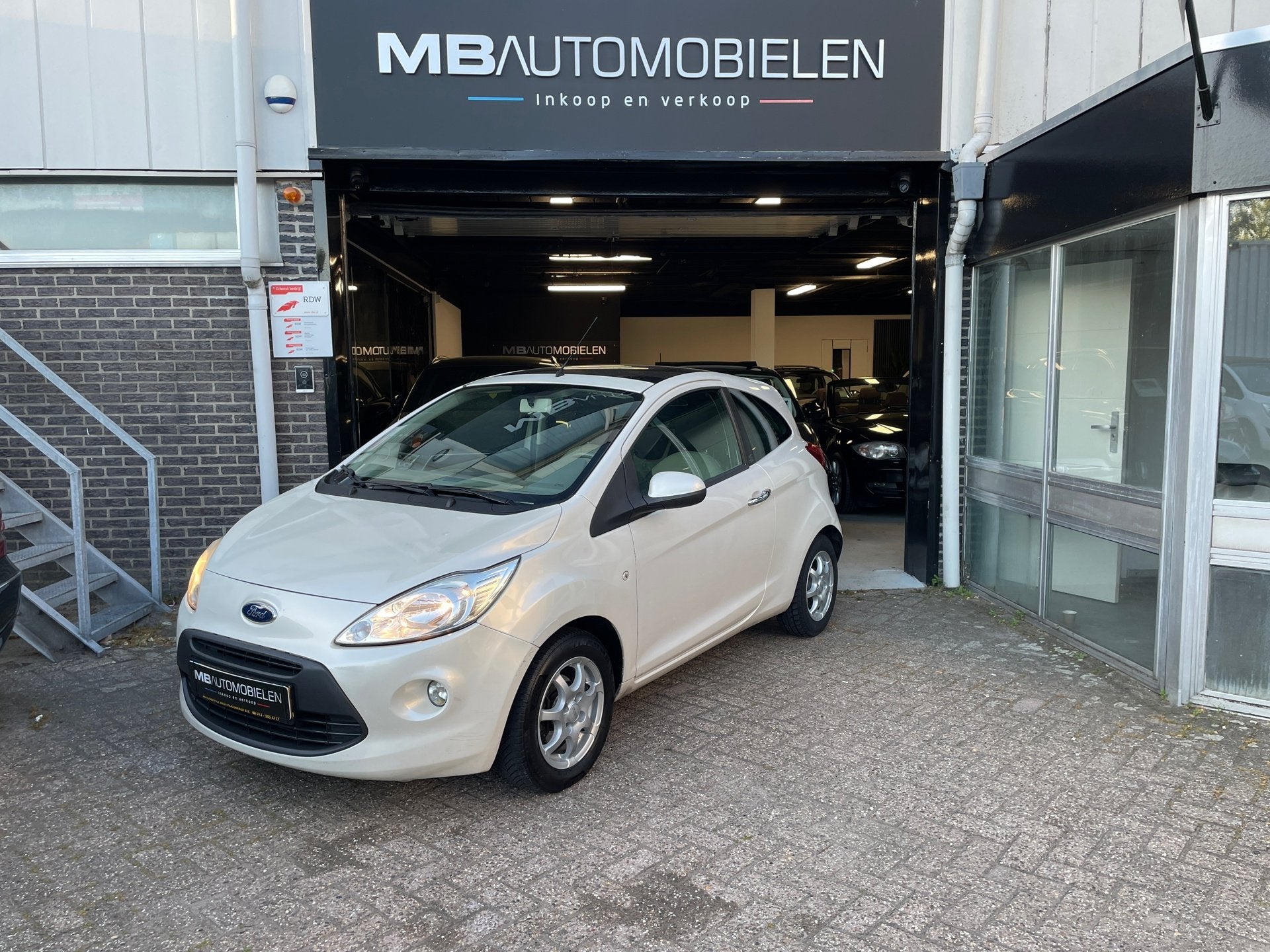 Ford Ka 1.2 Titanium X start/stop/Nap/Panoramadak/Clima/APK/, Auto's, Voorwielaandrijving, Euro 5, Gebruikt, 1242 cc