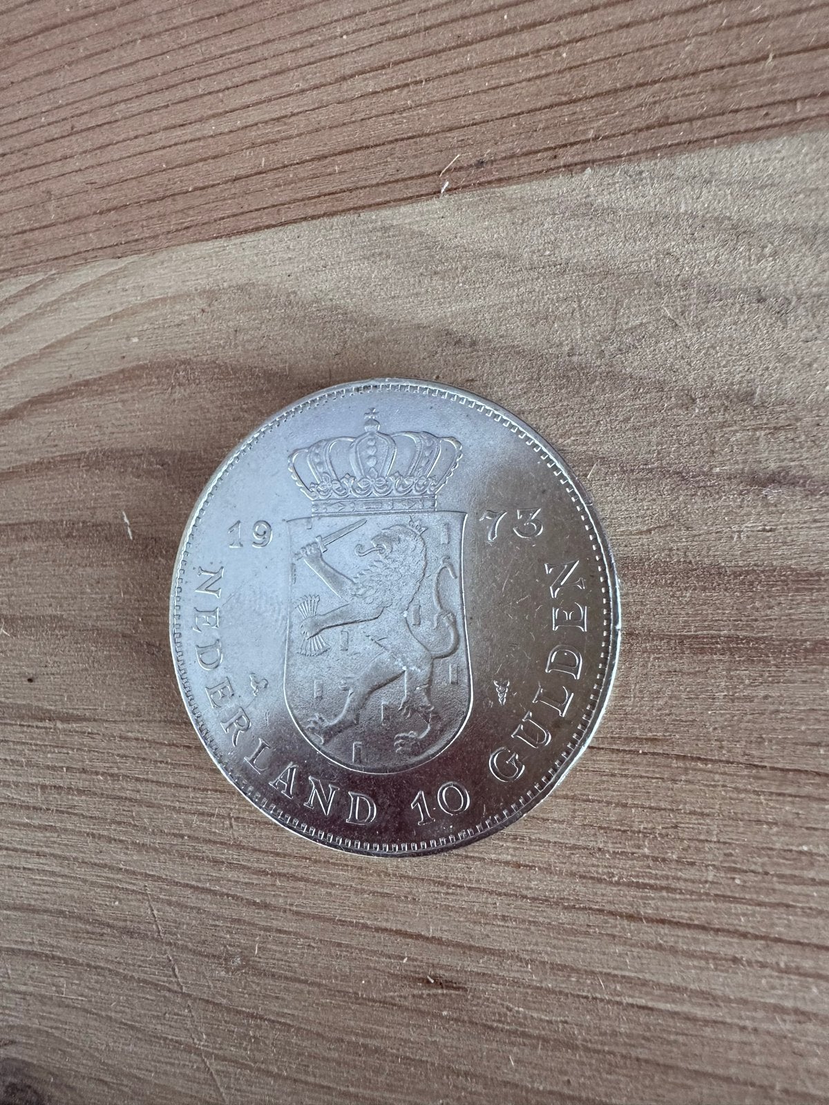 Zilveren 10 Gulden Munt Juliana 1973 - Huwelijksjubileum, Koningin Juliana, Zilver, Ophalen of Verzenden, Losse munt