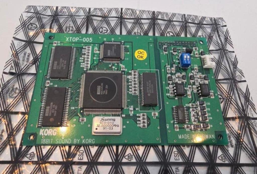 Korg XTOP-005 18-bit geluidskaart voor synthesizers, Computers en Software, Vintage Computers, Ophalen of Verzenden