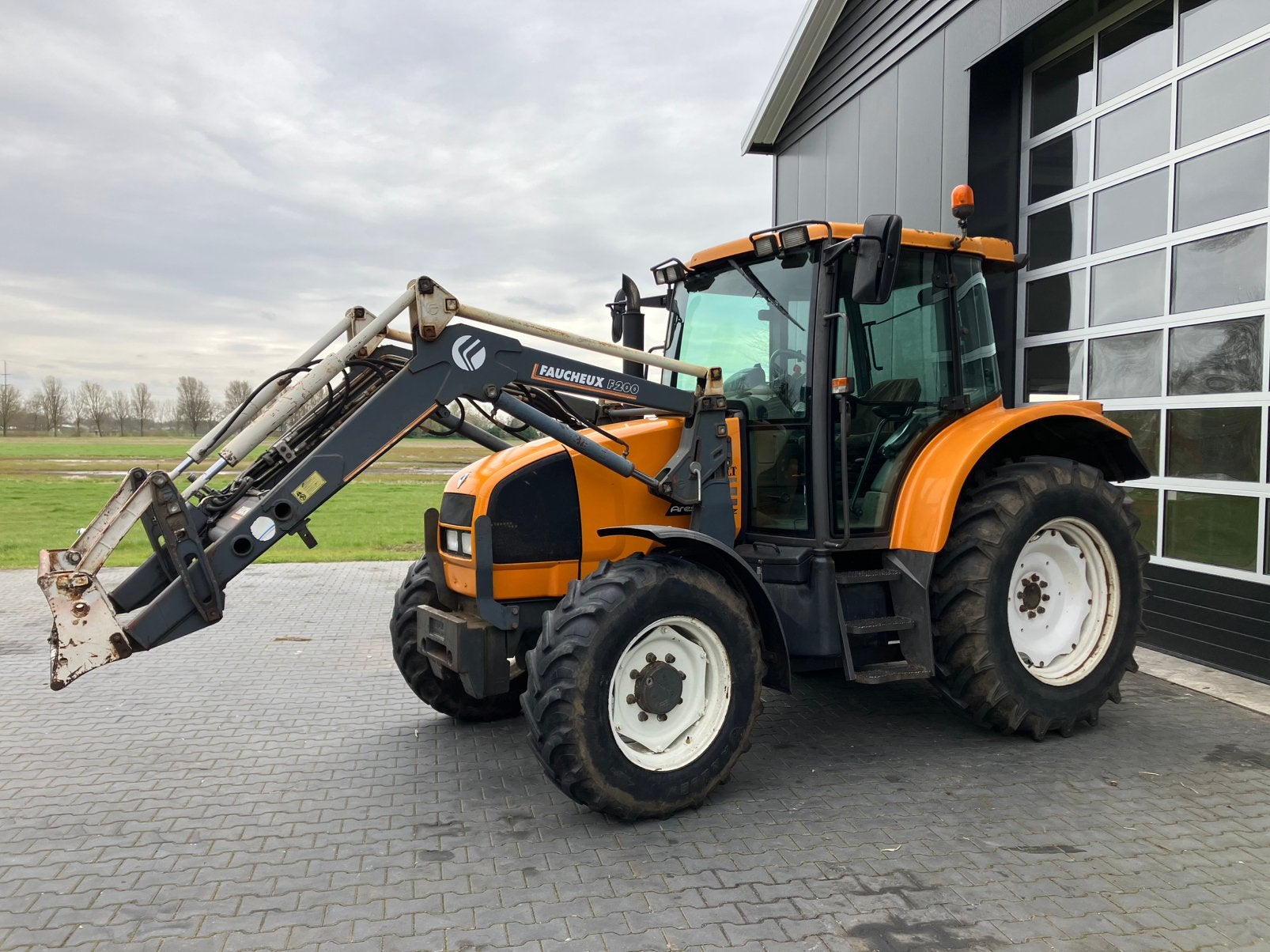 Renault ares 540 rz met weinig uren, Ophalen, 80 tot 120 Pk, Gebruikt, Renault