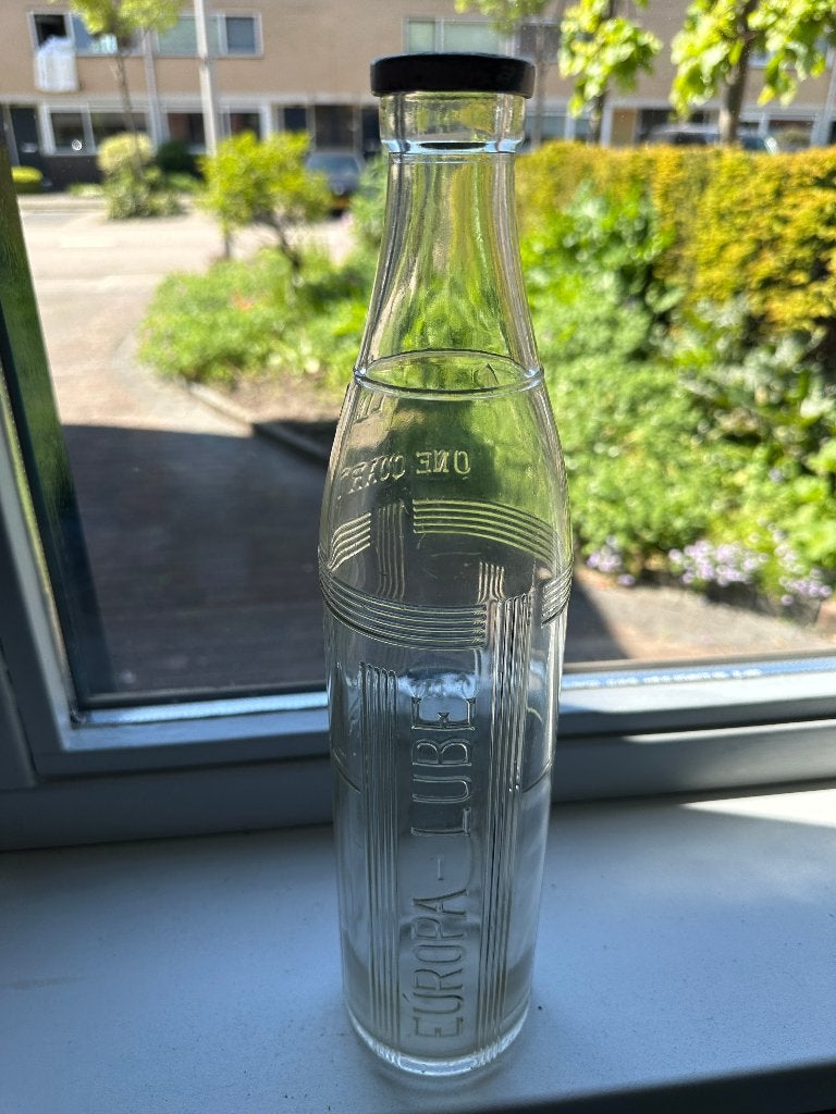 Oude EUROPA-LUBE oliefles. Motor Oil Glas, bottle, olie fles, Ophalen of Verzenden, Gebruikt, Overige typen