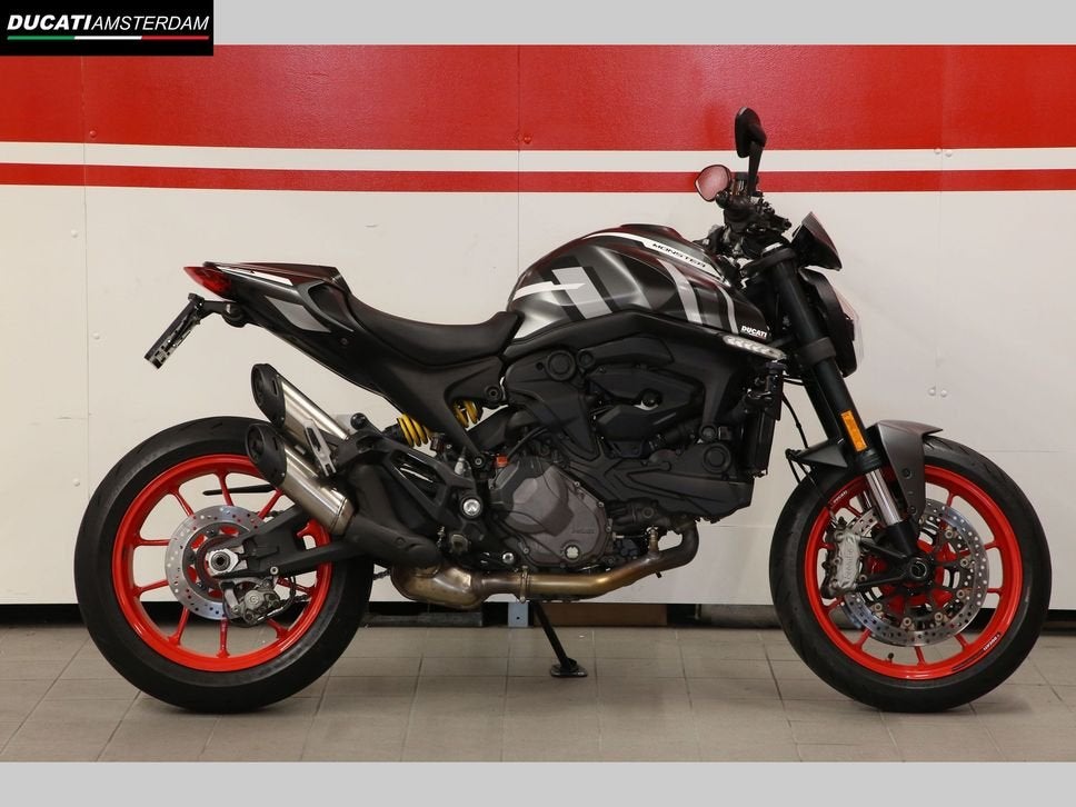 DUCATI Monster + 937 (bj 2022) 26.028 km, Motoren, DUCATI, 2 cilinders, 468 cc, Motorrijbewijs A