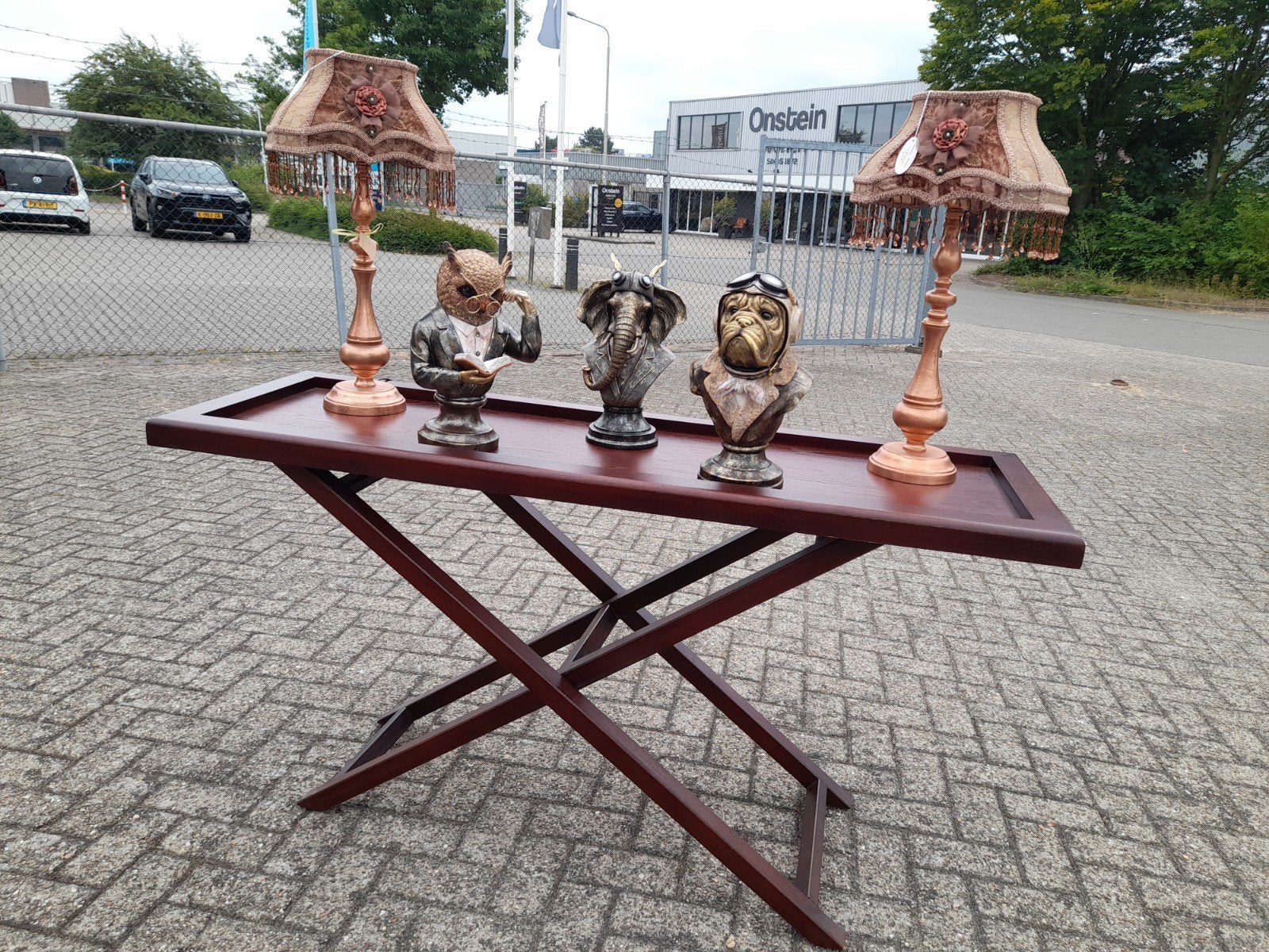 Zeer nette side tafel butlertray 125.00, Ophalen