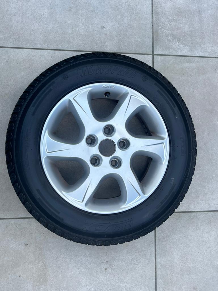 2x complete set banden+velgen 195/65/R15, Ophalen, 15 inch, Banden en Velgen, Winterbanden