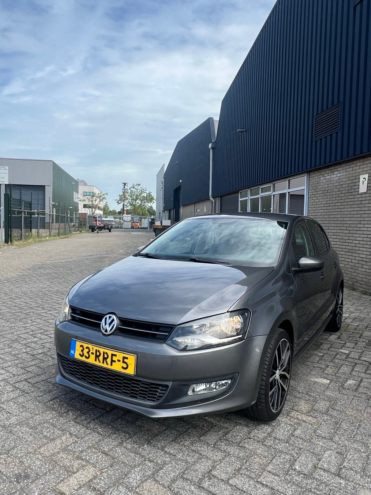 Volkswagen Polo 1.4 16V FSI 63KW 2011 Grijs, Auto's, Volkswagen, Bedrijf, Polo, ABS, Achteruitrijcamera, Airbags, Airconditioning