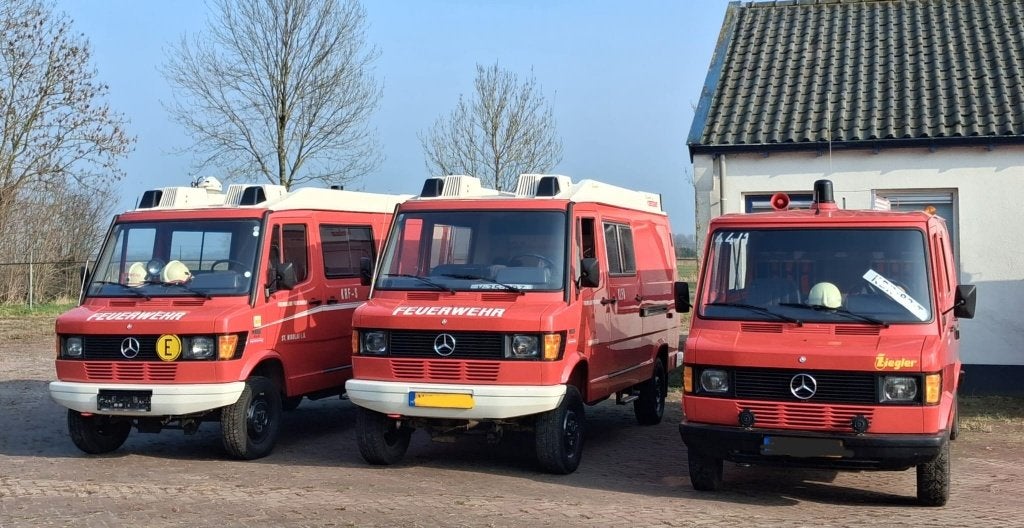 mercedes T1 brandweer camper BENZINE bus busje 6 persoons, Stof, Overige modellen, 4 cilinders, 2299 cc