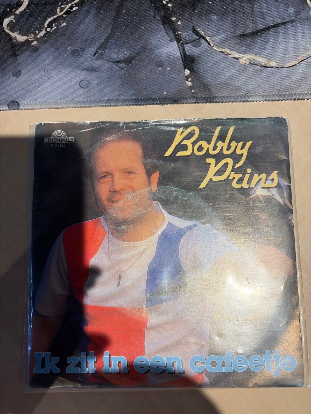 Bobby Prins - Ik zit in een cafeetje (Vinyl Single), Cd's en Dvd's, Vinyl Singles, Gebruikt, 7 inch, Ophalen of Verzenden, EP