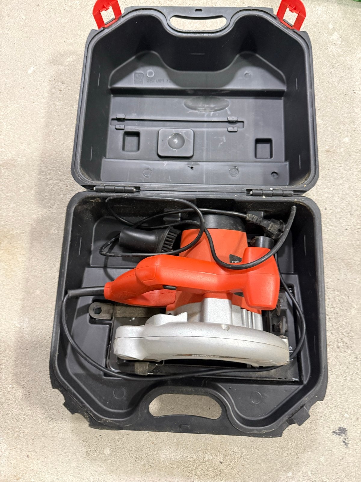 Black & Decker elektrische decoupeerzaag met koffer, Ophalen, Gebruikt, Decoupeerzaag, 30 tot 70 mm