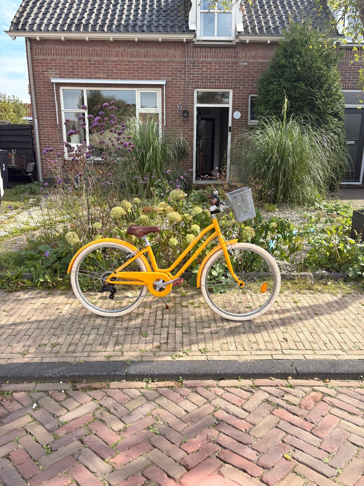 Meisjesfiets Geel 24 inch - Zo goed als nieuw, Fietsen en Brommers, Ophalen, Terugtraprem, 24 inch, Handrem