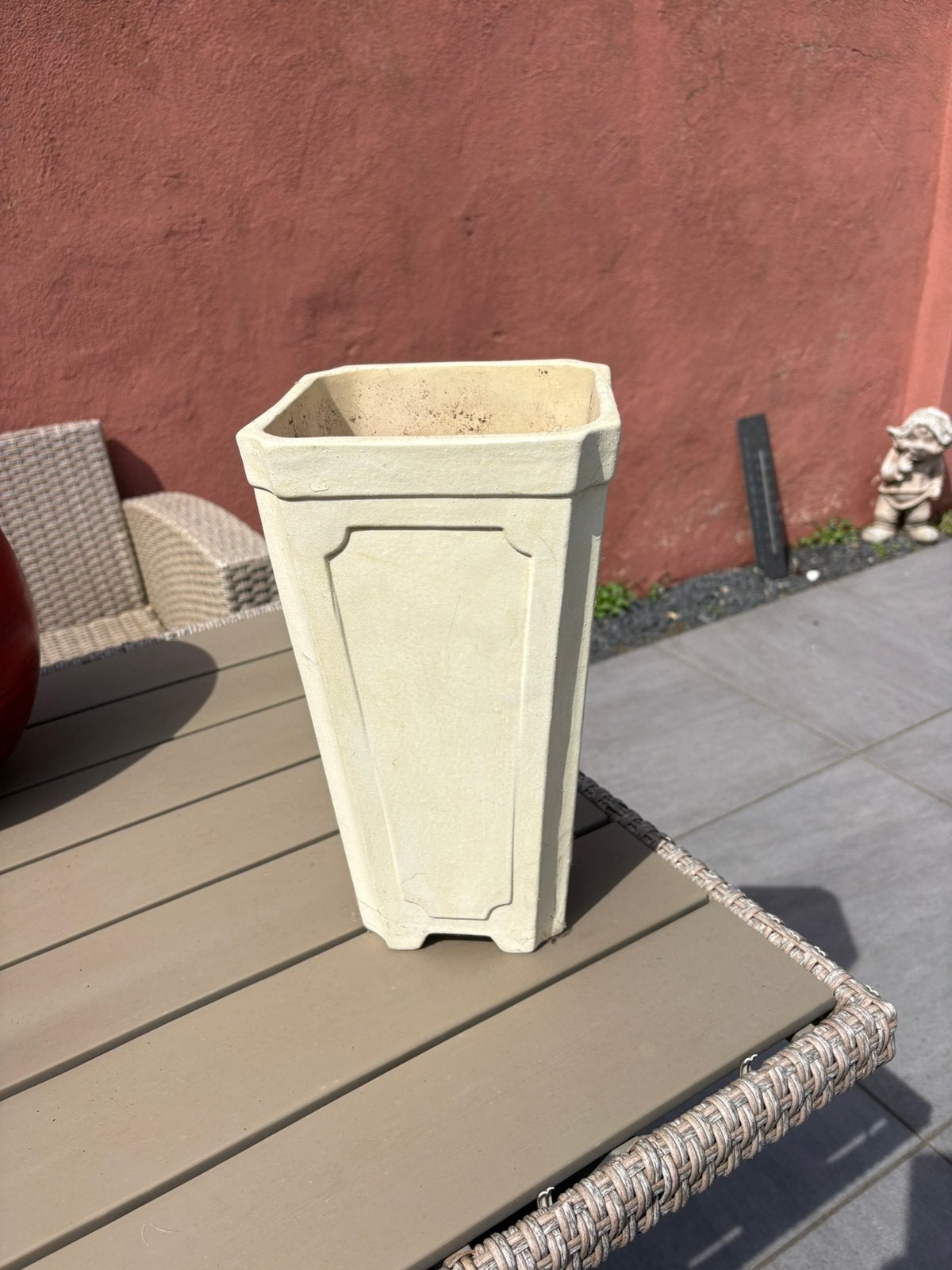 Creme kleurige vaas, Ophalen, Steen, Minder dan 30 cm, Rond