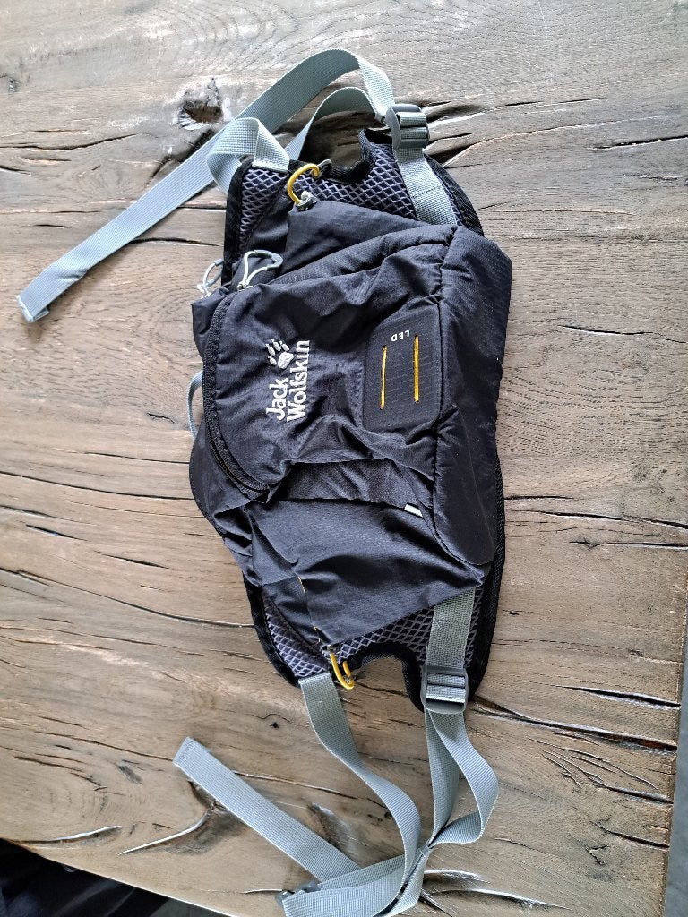 Heuptas jack wolfskin, Ophalen of Verzenden, Zo goed als nieuw, Kleding
