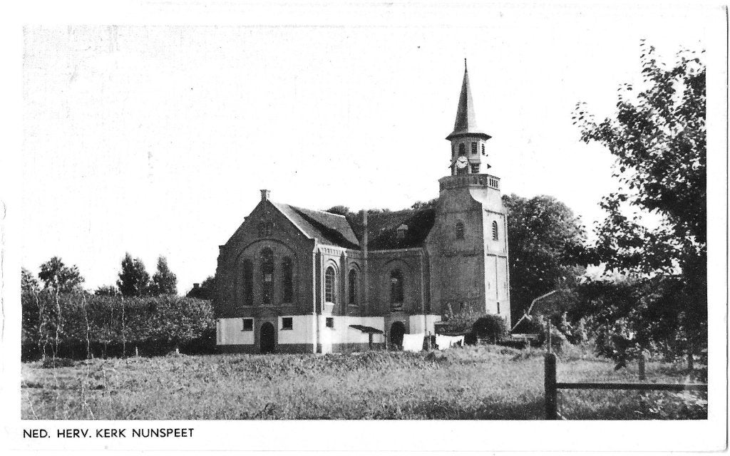 AK Nunspeet - Ned. Herv. Kerk, Verzenden, 1940 tot 1960, Gelopen, Gelderland