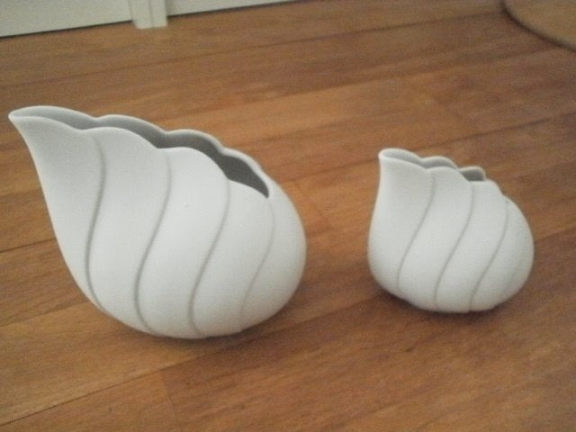 Rosenthal schelp- of vleugelvaasjes, Uta Feyl, vaas, vazen, Ophalen of Verzenden, Zo goed als nieuw, Wit, 12 cm