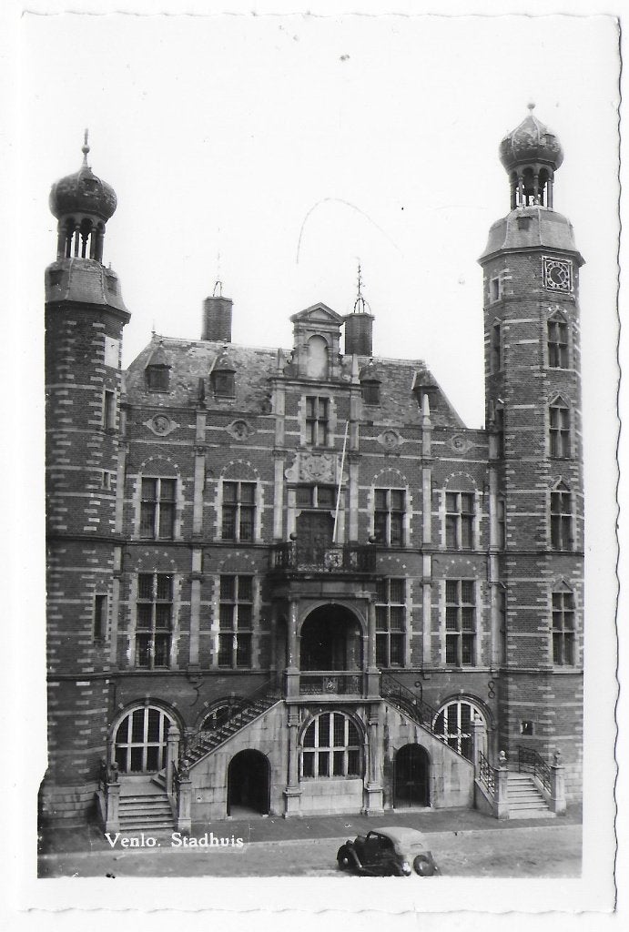 Venlo Stadhuis Ongelopen Ansichtkaart ( B6780 ), Ophalen of Verzenden, 1960 tot 1980, Ongelopen, Limburg