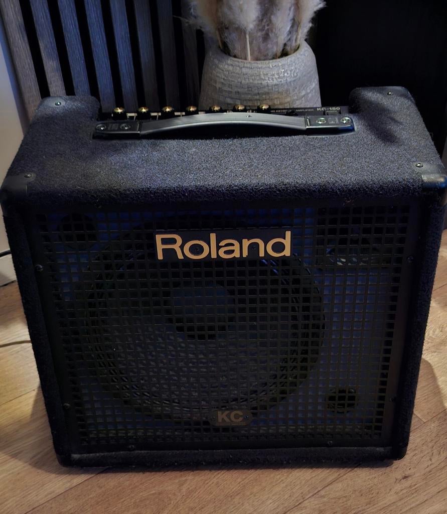 Roland KC-150 amp 55W keyboard piano met microfooningang, Ophalen of Verzenden, Zo goed als nieuw, Minder dan 500 watt, Keyboardversterker
