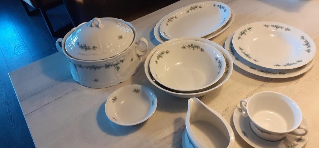 6 persoons eetservies, Huis en Inrichting, Keuken | Tupperware, Ophalen, Zo goed als nieuw, Overige typen