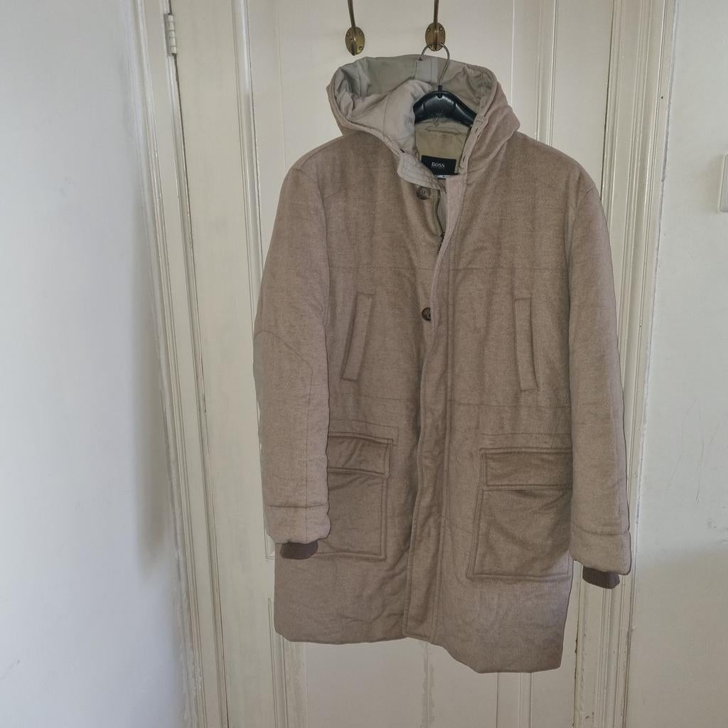 Hugo Boss halflange winterjas wol met cashmere maat 52, Kleding | Heren, Jassen | Winter, Maat 52/54 (L), Beige, Ophalen of Verzenden