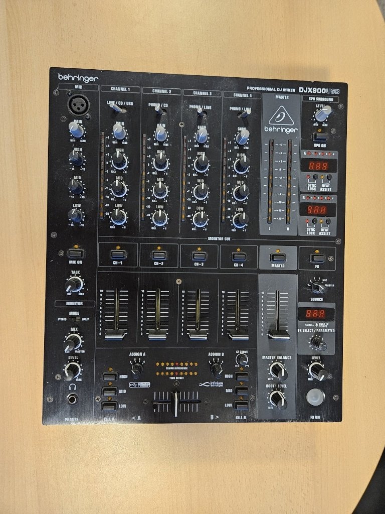 Behringer PRO MIXER DJX900USB DJ-mengpaneel, Ophalen of Verzenden, Gebruikt, 5 tot 10 kanalen, Microfooningang