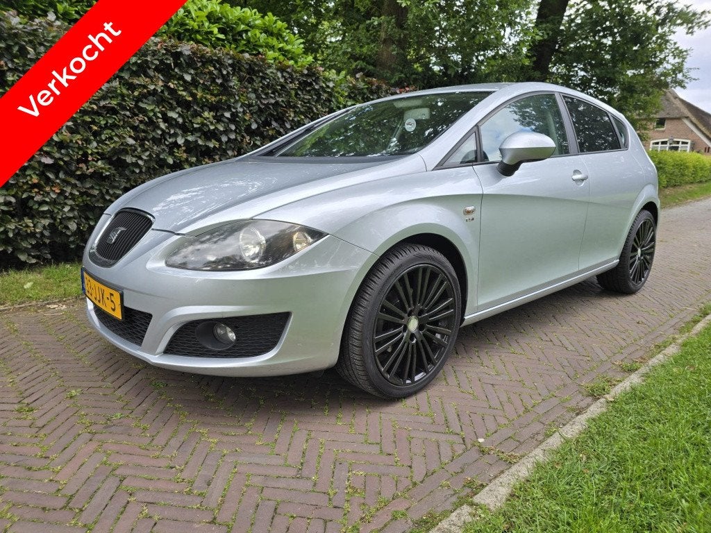 SEAT Leon 1.8 TFSI Style (bj 2009), Euro 5, Stof, Gebruikt, 4 cilinders