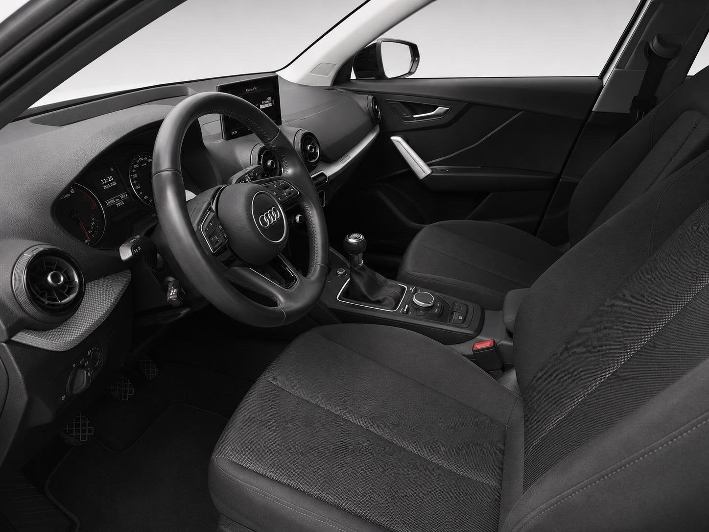Audi Q2 1.0 TFSI Sport Black-White Stoelverwarming| Privacy, Voorwielaandrijving, Stof, Gebruikt, Met garantie (alle)