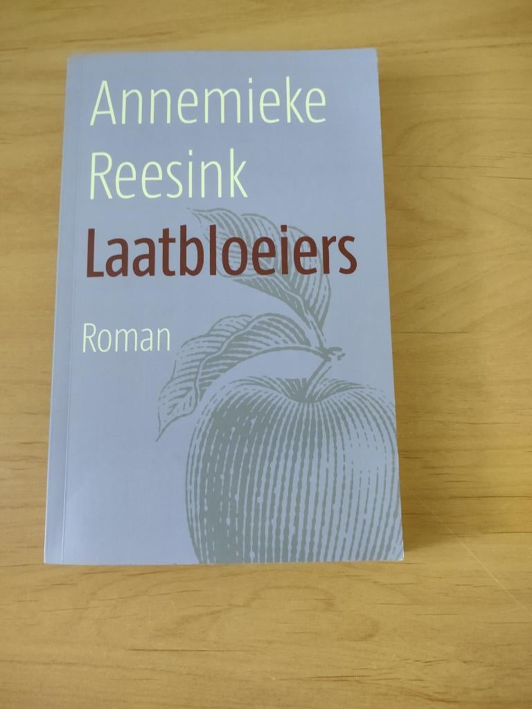 Laatbloeiers- Annemieke Reesink, Ophalen of Verzenden, Zo goed als nieuw