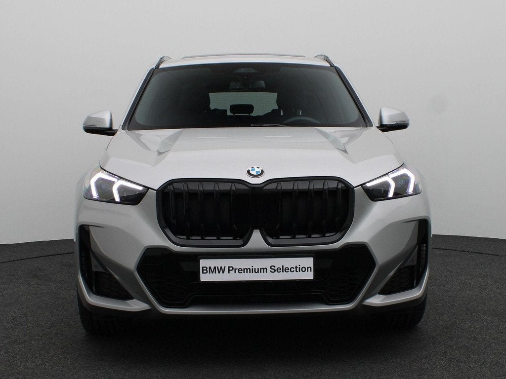 BMW X1 sDrive18i M Sportpakket Pro | Premium Pack | Travel P, Auto's, BMW, 136 pk, Gebruikt, Met garantie (alle), Origineel Nederlands