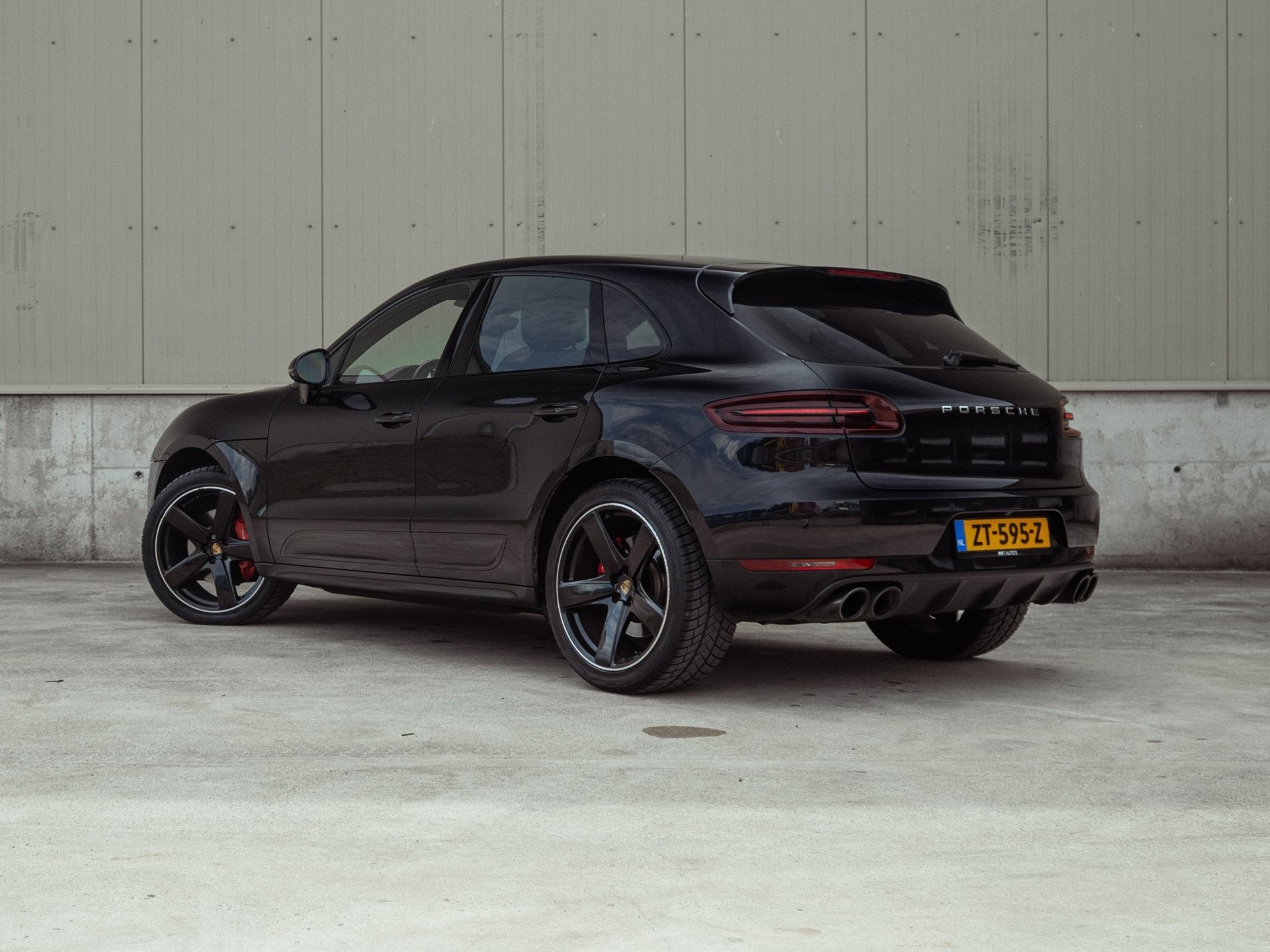 Porsche Macan 3.6 Turbo 400 pk|Luchtvering + PASM|LED-koplam, Automaat, Gebruikt, Lichtsensor, Vierwielaandrijving