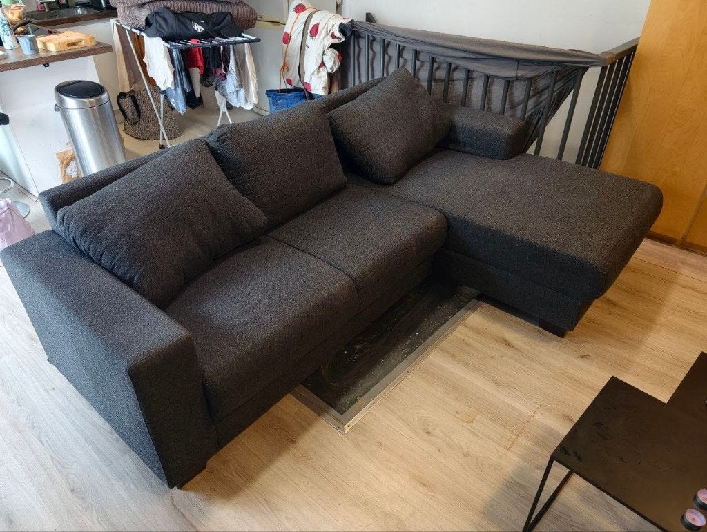 Grijze longseat bank, Huis en Inrichting, Banken | Bankstellen, Ophalen, Gebruikt, 125 tot 150 cm, Hoekbank