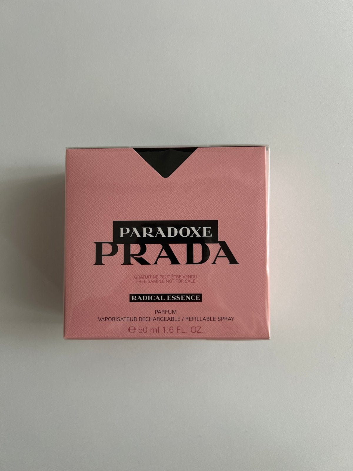 Prada Paradoxe Radical Essence Parfum 50ml - Ongeopend, Ophalen of Verzenden, Nieuw, Parfumfles, Gevuld