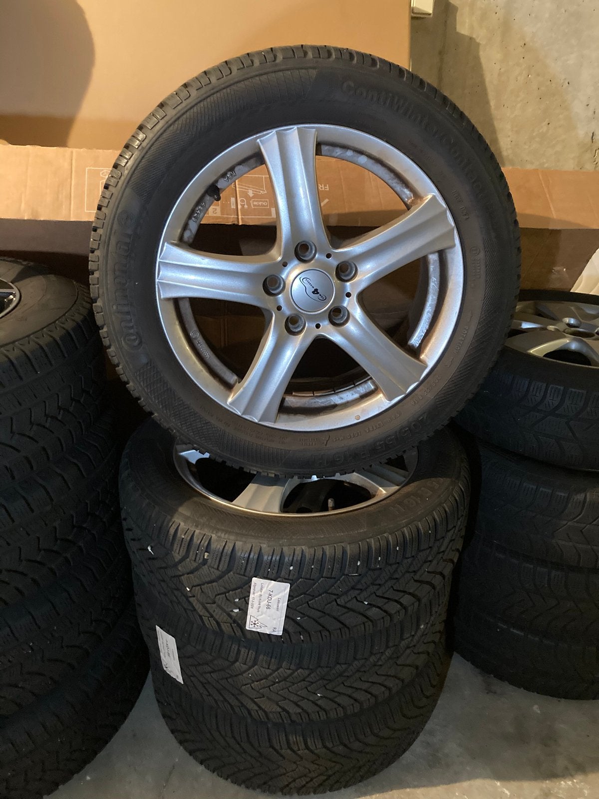 Winterbanden 205 55 16 + lichtmetalen velgen oa SKODA YETI, 16 inch, Banden en Velgen, 205 mm, Winterbanden