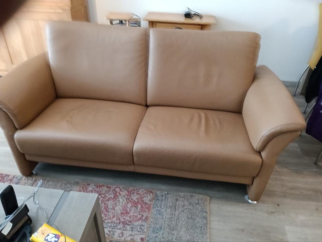 Bank 2-persoons, Skai leder in goede staat, Huis en Inrichting, Banken | Bankstellen, Ophalen, Gebruikt, 75 tot 100 cm, Tweepersoons