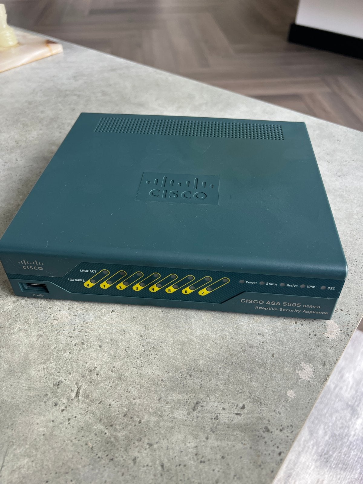 Cisco ASA 5505 Series Adaptive Security Appliance, Ophalen of Verzenden, Gebruikt, Router