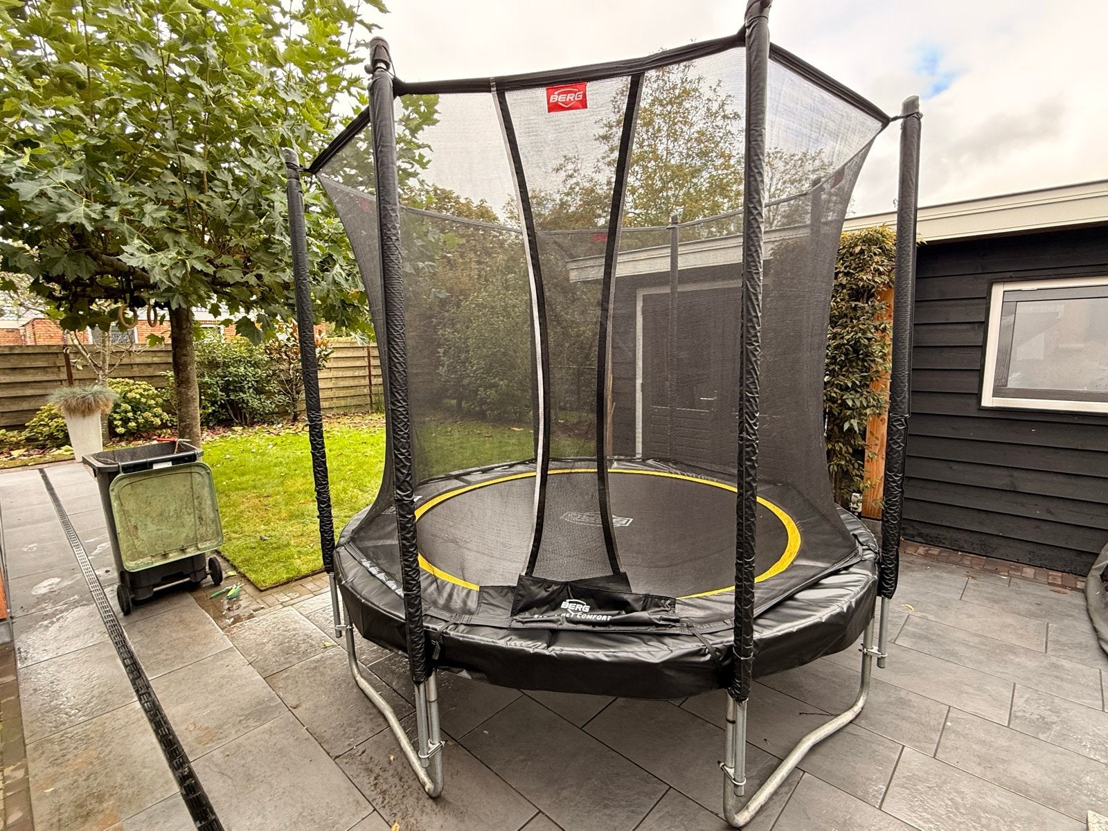 BERG Trampoline met veiligheidsnet, Ophalen, Gebruikt